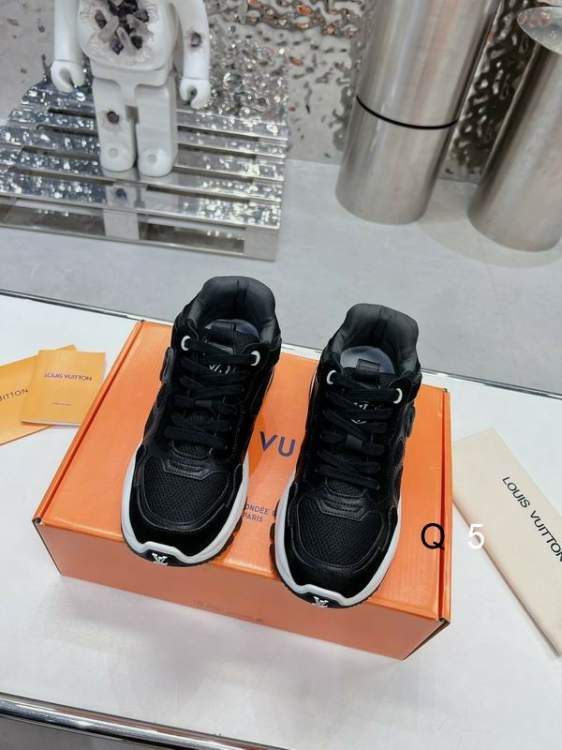 Picture of Louis Vuitton Shoes _SKULVsz36-39JY014112731